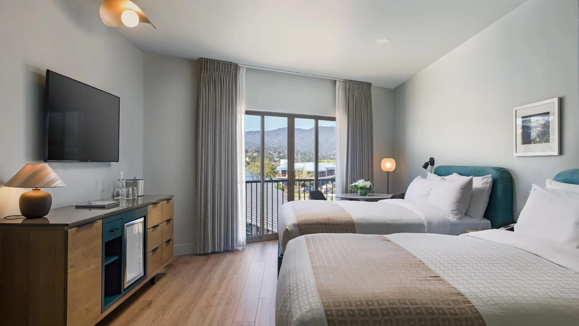 6 Smart 3-Star Hotels Near Golden Gate Bridge Worth Booking